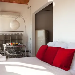 Enjoybcn Coliseum Apartment